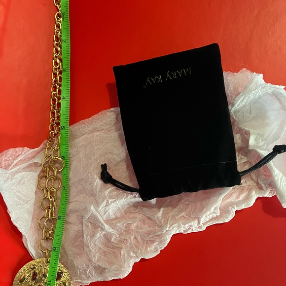 Brand New Mary Kay Necklace - Picture 3 of 4